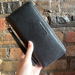Michael Kors Jet Set Black Wallet